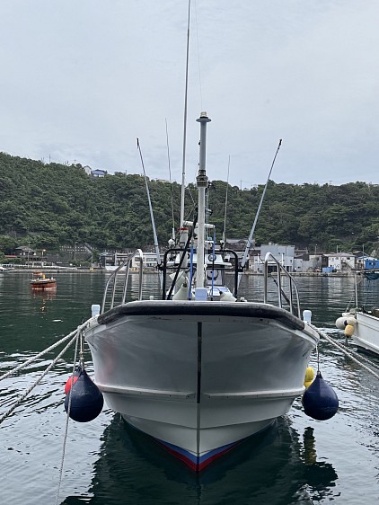 所有船2隻 伊豆大島 波浮港 あきの丸